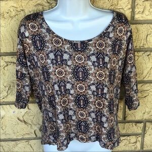 HIP happy in the present hip floral top Boho Crop Size Med